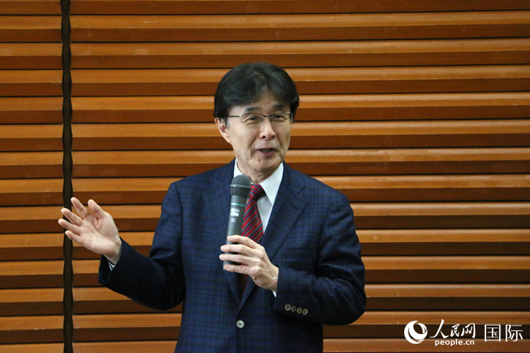 日中一带一路促进会会长浜田和幸致辞。人民网 许可摄