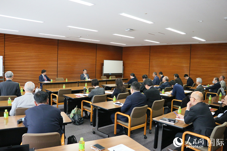 日中“一带一路”促进会主题演讲会近日在东京举行。人民网 许可摄